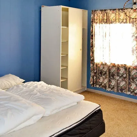 Four-bedroom Holiday In 1 Nyaraló Torsken